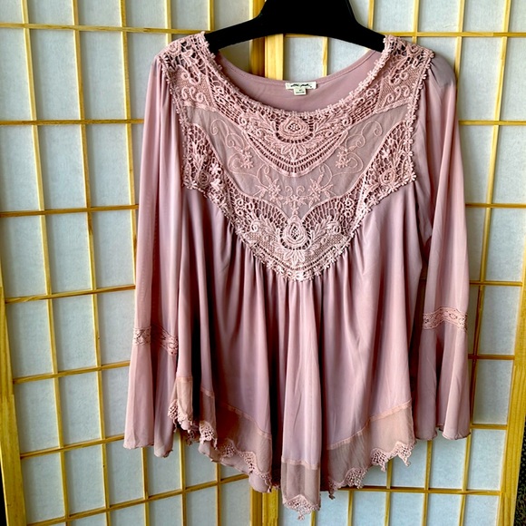 Boho rose lace blouse - Picture 4 of 4